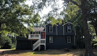 608 Amberwood Pl in Kingston, GA - Building Photo