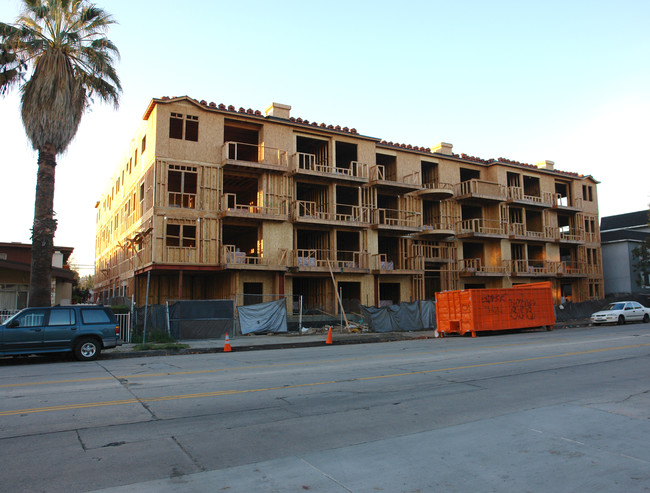 Residential Condominiums in North Hollywood, CA - Building Photo - Building Photo