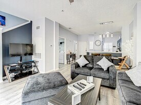 4751 Ormond Beach Way in Kissimmee, FL - Building Photo