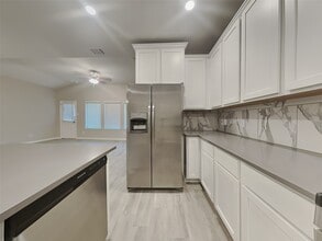 227 Murrieta Ln in Arcola, TX - Building Photo - Building Photo