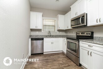 1237 Catawba Way in Murfreesboro, TN - Foto de edificio - Building Photo