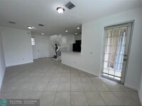 1991 Nassau Dr in West Palm Beach, FL - Foto de edificio - Building Photo