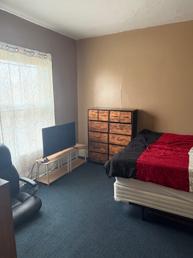 114 15th St, Unit 3 in Buffalo, NY - Building Photo - Building Photo