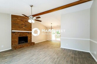 6061 Acadian Woods Dr in Charlotte, NC - Building Photo - Building Photo