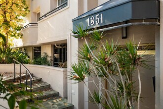 1351 Curson Ave in Los Angeles, CA - Building Photo - Building Photo