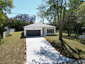 9445 Eldridge Rd in Spring Hill, FL - Building Photo - Building Photo