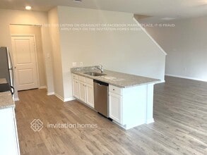 8206 Sunberry Shadow Dr in Houston, TX - Building Photo - Building Photo