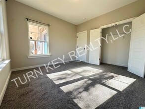 120 Lakeridge Dr in Trussville, AL - Building Photo - Building Photo