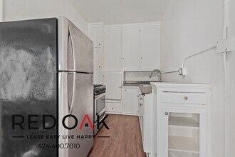 854 S Oxford Ave in Los Angeles, CA - Building Photo - Building Photo