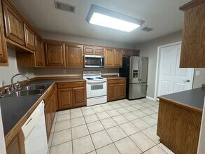 2103 S Tampa Ct in Russellville, AR - Building Photo - Building Photo