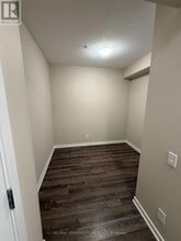 40 Esplanade Ln in Grimsby, ON - Building Photo - Building Photo