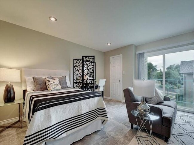 property at 3819 Southway Dr