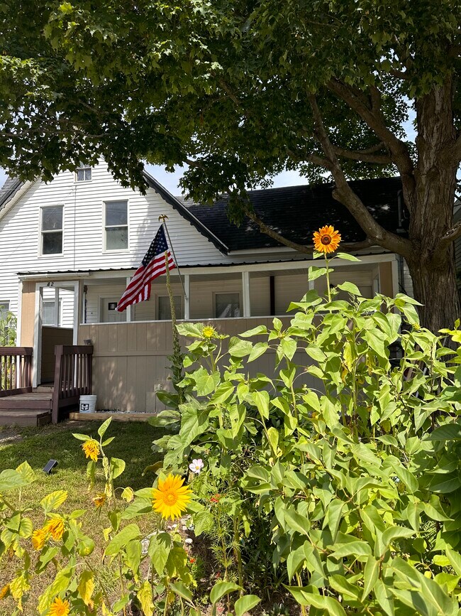 42 Mill St Rentals in Ashland, NH