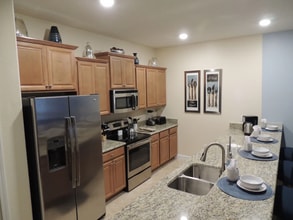 2945 Banana Palm Dr in Kissimmee, FL - Building Photo - Building Photo