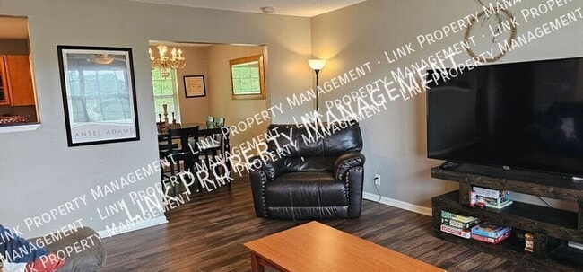 2433 Meade Cir in Chattanooga, TN - Building Photo - Building Photo