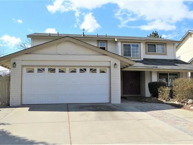 property at 3925 Parque Verde Ln