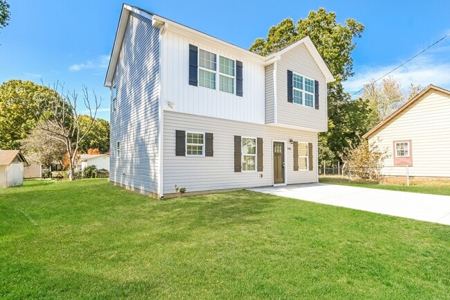 5612 Woodard St in Charlotte, NC - Building Photo - Building Photo
