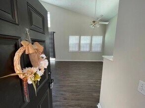 906 W Oaks Dr in Woodstock, GA - Building Photo - Building Photo