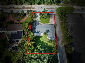 234 NW 161st St in Miami, FL - Building Photo - Building Photo