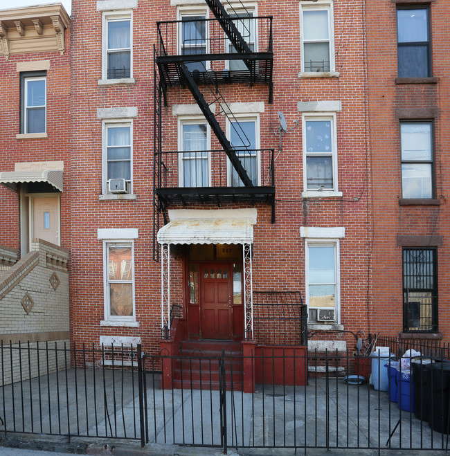 217 Thomas S Boyland St in Brooklyn, NY - Building Photo - Building Photo