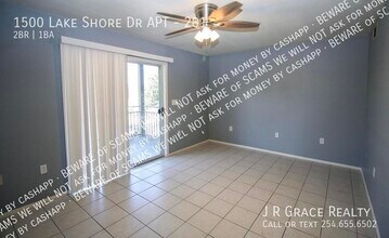 1500 Lake Shore Dr, Unit 201 in Waco, TX - Building Photo - Building Photo