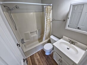 1001 Morningside Dr in Perry, GA - Building Photo - Building Photo