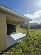 580 Fitchburg St SW in Palm Bay, FL - Building Photo - Building Photo