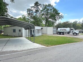 218 Water Glen Dr in Huffman, TX - Building Photo - Building Photo