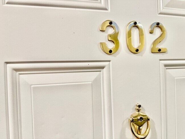73 Thatcher St in Brookline, MA - Building Photo - Building Photo