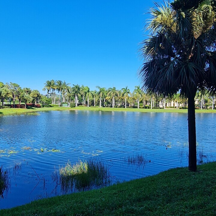 3019 Alcazar Pl, Unit San Matera The Gardens in Palm Beach Gardens, FL - Foto de edificio