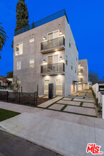 5720 Fulcher Ave in Los Angeles, CA - Building Photo - Building Photo