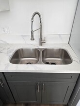 1020 Dennis Ave in Simi Valley, CA - Building Photo - Building Photo