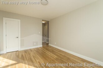 288 Chestnut Hill Ave, Unit #12A in Boston, MA - Foto de edificio - Building Photo