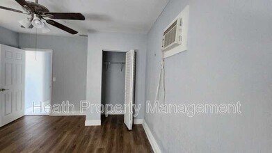 2205 Calexico Way S in St. Petersburg, FL - Building Photo - Building Photo