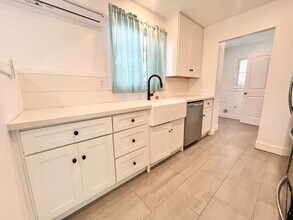 45 65th Pl in Long Beach, CA - Building Photo - Building Photo