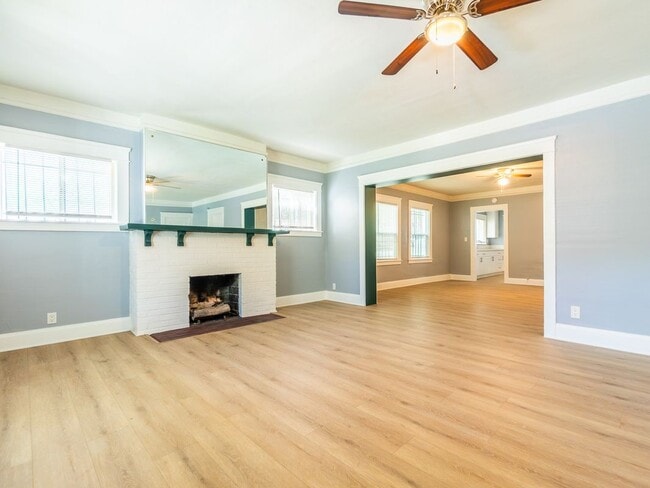 property at 223 S Reno St