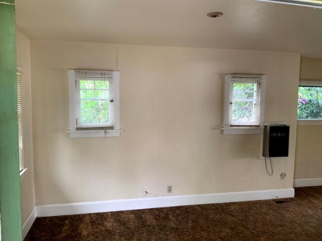 29 Monroe St in Eugene, OR - Building Photo - Building Photo