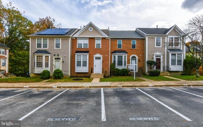 property at 915 Westlake Dr