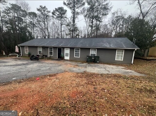 6128 Green Acres Dr SW in Covington, GA - Building Photo