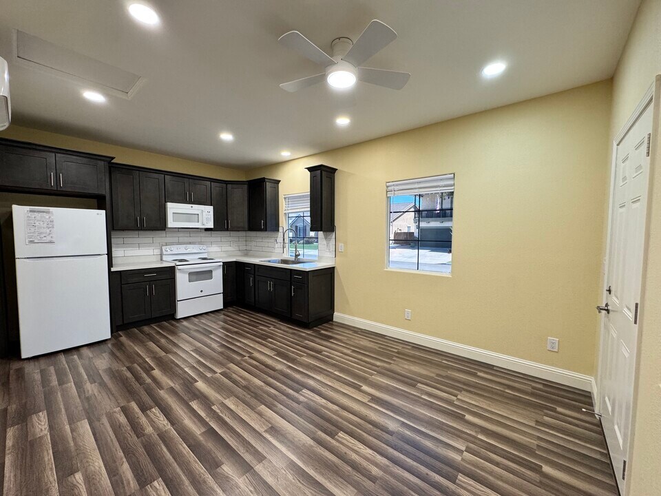 3773 Northern Oak Dr, Unit 1 Bedroom ADU in Ceres, CA - Building Photo