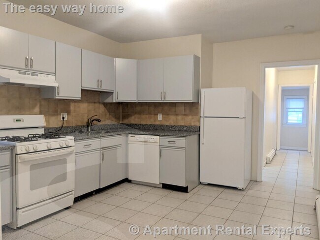 83 Yorktown St in Somerville, MA - Building Photo - Building Photo