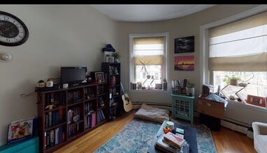 19 University Rd, Unit 34 in Brookline, MA - Building Photo - Building Photo