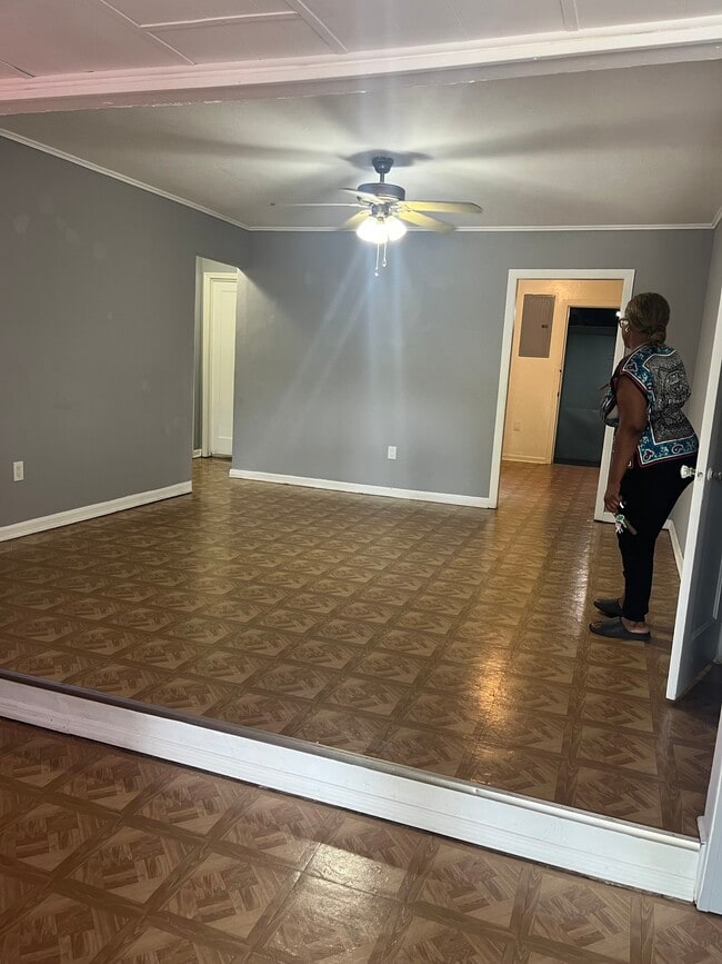1434 NE 134th Rd in North Miami, FL - Building Photo - Building Photo
