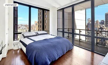 101 W 24 St in New York, NY - Building Photo - Building Photo