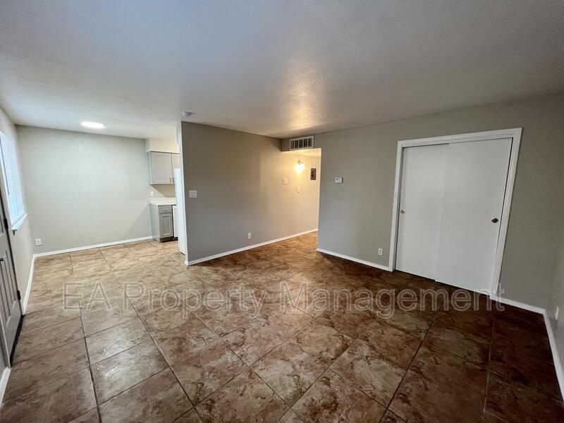 12809 Dorado Dr SE in Albuquerque, NM - Building Photo