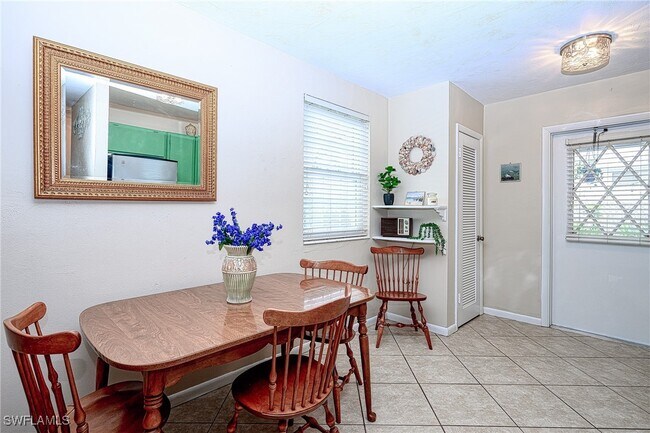 property at 4767 W Alhambra Cir