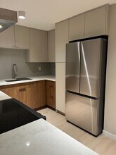 10740 Apartments in Seattle, WA - Foto de edificio - Building Photo