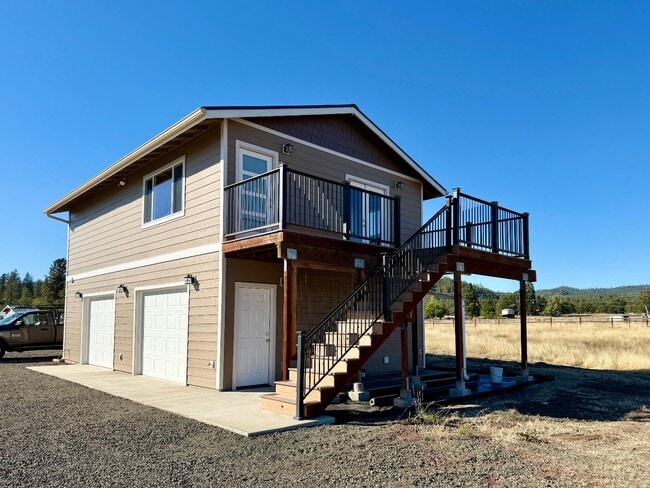 property at 15751 Shiloh Rd
