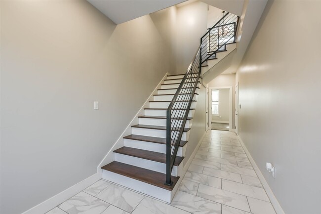 property at 2422 Hadley St