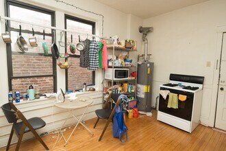 1919 W Schiller St, Unit 3F in Chicago, IL - Building Photo - Building Photo